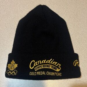 Roots 2010 winter Olympic Gold Medal Champions Toque Knit Hat